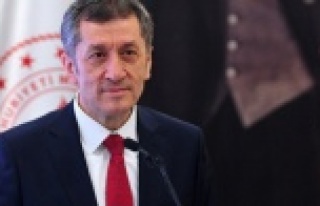Milli Eğitim Bakanından okulların açılmasıyla...