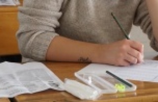 Öğrenciler dikkat! Bursluluk sınav tarihi belli...