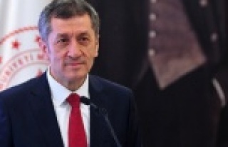 Okullar ne zaman açılacak? Bakandan beklenen açıklama...
