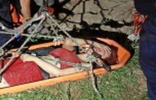 Taksiden inip dere yatağına düşen genç kız:...