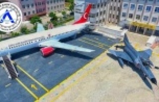 Uçak Bakım Lisesi, alanında birinci sırada yerini...