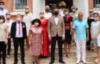 Yerleşik yabancılardan kaymakama ziyaret