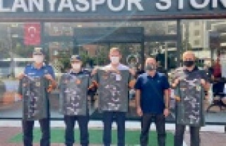 Alanyaspor'un kamuflaj formasına protokol desteği