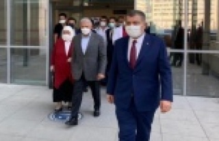 Binali Yıldırım korona virüse yakalandığını...