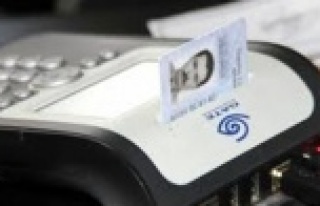 ”Hayat Kimliğinle Kolay” uygulamasına vatandaşlardan...