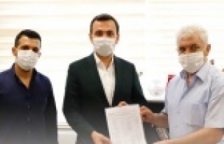 Toklu mazbatasını aldı