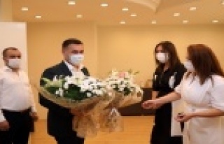 Yücel: Ailemle birlikte görevimin başındayım!