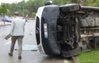 7 kişinin yaralandığı servis kazası sonrası...