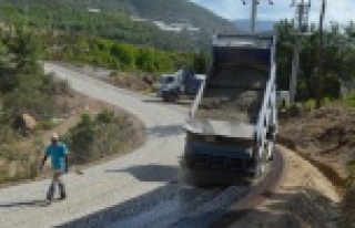 Alanya'da 3 mahalle yolu asfaltlanıyor