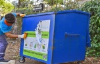 Alanya'da eskiyen geri dönüşüm kafes ve kumbaraları...