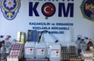 Alanya'da eve sahte alkol operasyonu