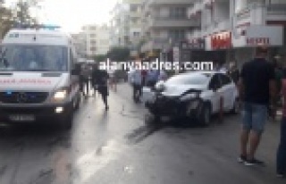 Alanya'da feci kaza: 2 kadın yaralı var