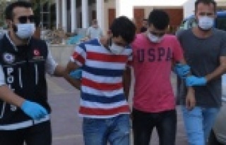 Alanya'da uyuşturucu operasyonu: 4 gözaltı...