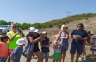Alanya’da turistler keklik uçurdu