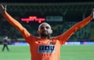 Alanyaspor'un kaptanına milli davet