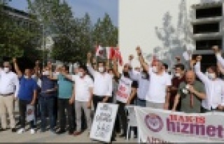 Antalya Büyükşehir Belediyesi önündeki grev 445...