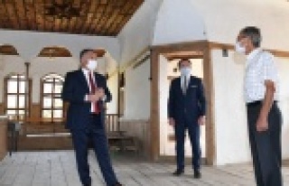 'Antalya'da her yol turizme çıkıyor'