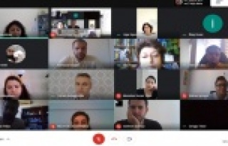 AÜ'de engelli öğrencilerin uzaktan eğitim...