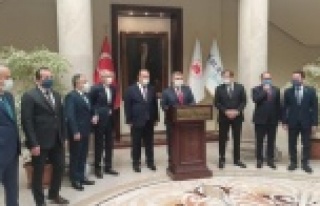 Bakan Koca: 'Salgın tüm ülkede yeniden tırmanışa...