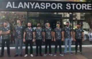 Karamut ve birim amirlerden Alanyaspor'a destek