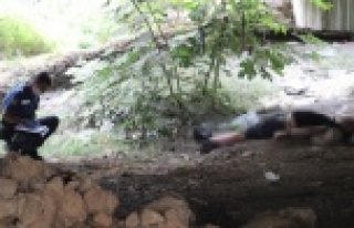 Köprü altında ceset bulundu