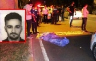 Üst geçitten düşüp otomobilin altında kalan...