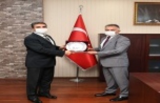 Vali Yazıcı: " Her kuruş hizmet olarak dönüyor"