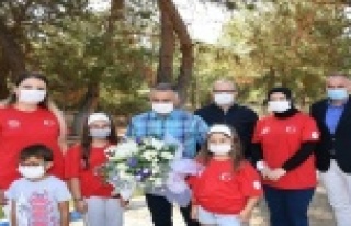 Vali Yazıcı, “Sağlık Çalışanları Anne ve...