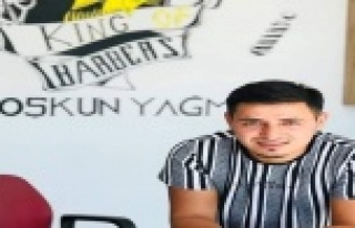 Yol kenarındaki taş yığınlarına çarpan motosiklet...