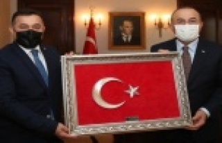 Yücel'den Bakan Çavuşoğlu'na ziyaret