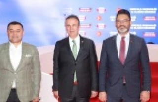 Yücel ve İşlek'e üretken belediyecilik tebriği