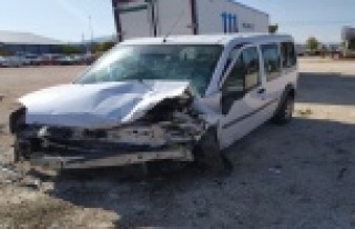 3 kişinin öldüğü kaza sonrası cenazeler teslim...