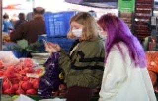 65 yaş üzeri çekildi, pazar alışverişleri gençlere...