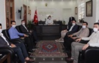 Ak Gençlik ziyaret turunda