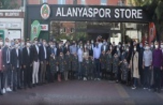 AK Parti’den kamuflaj forma kampanyasına tam destek