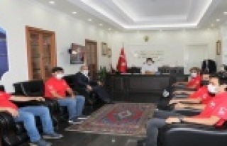 Alanya İHH Derneği'nden Kaymakam Ürkmezer'e...