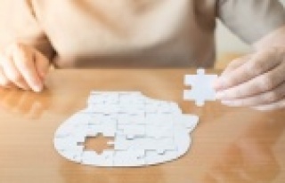 “Alzheimer ile doğru yaşamayı öğrenin”