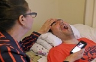 Aşığı olduğu sanatçının geleceğini duyan...