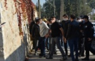 Darp ettikleri şahsı alıkoyan 12 kişi gözaltına...