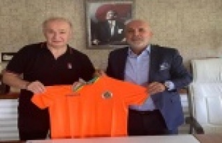 Eski başkandan ziyaret