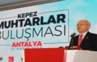 Kılıçdaroğlu, muhtarlarla buluştu