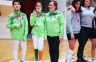 Konya'dan madalyalarla döndüler