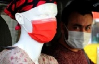 Taksiciden korona virüse cansız mankenli önlem