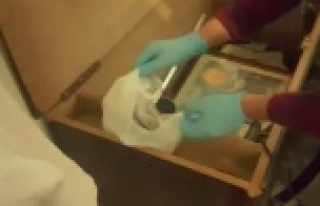 Uyuşturucu çeyiz sandığından çıktı