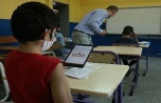 Uzaktan eğitim sürecinin detayları belli oldu!