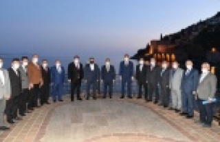 Vali Yazıcı, Alanya’da esnafın sorunlarını...