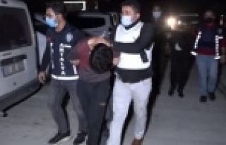 15 günde 4 kapkaç yaptılar, Alanya'da yakalandılar
