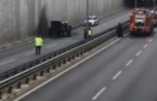 Alanya'da seyir halindeki araç alev alev yandı