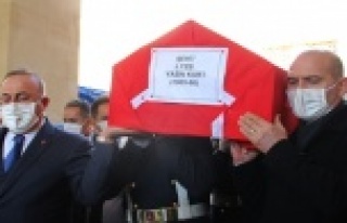 Antalya şehit yüzbaşıyı uğurladı