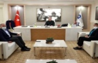 Başkan Muhittin Böcek 114 gün sonra görev başında